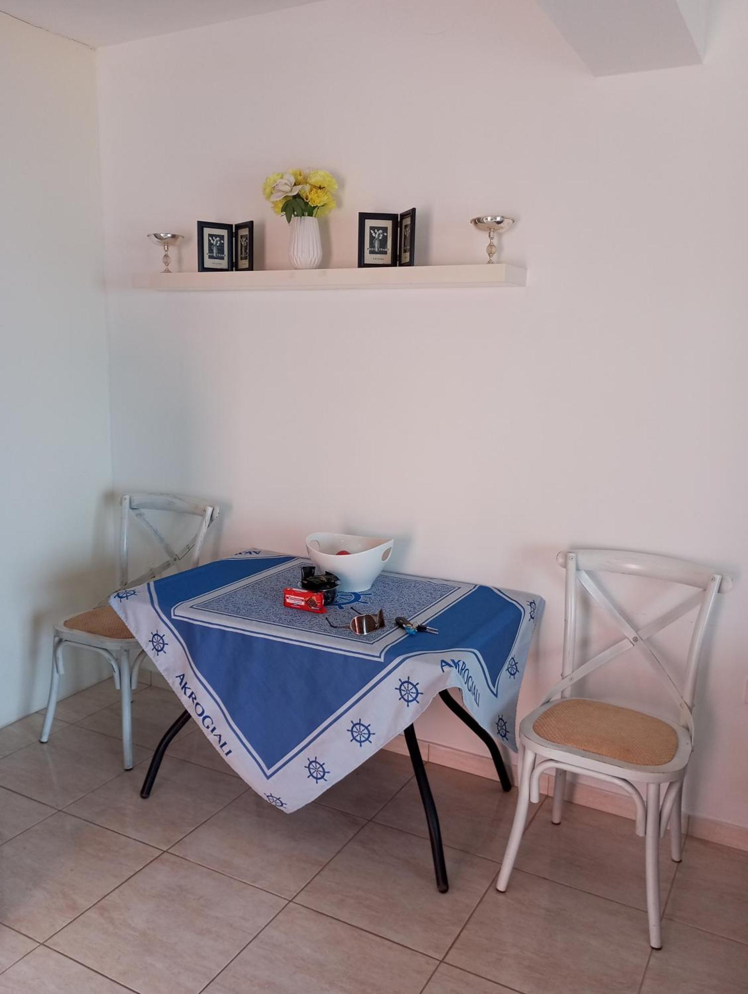 Sarakinos Apartments Barbati Bagian luar foto