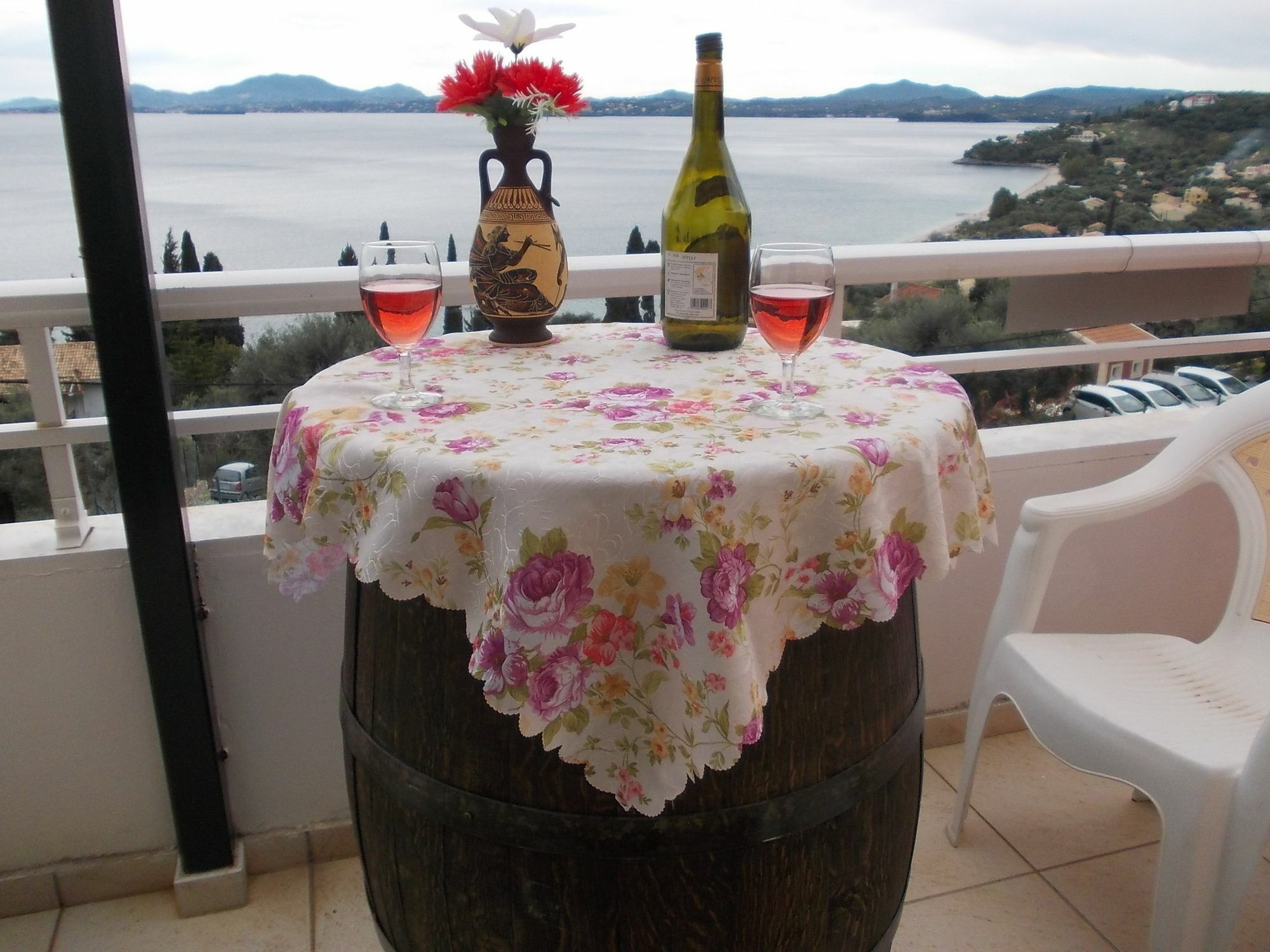Sarakinos Apartments Barbati Bagian luar foto
