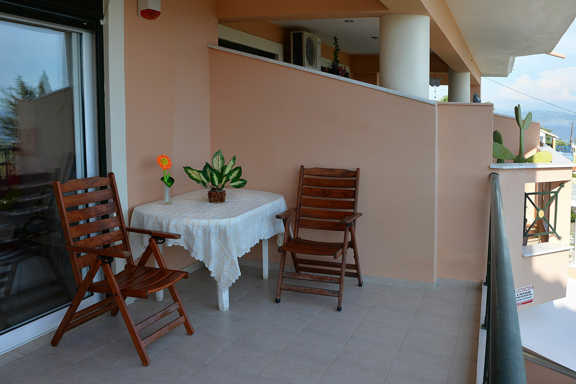 Sarakinos Apartments Barbati Bagian luar foto